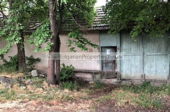Продава се двуетажна къща в село Паламарца